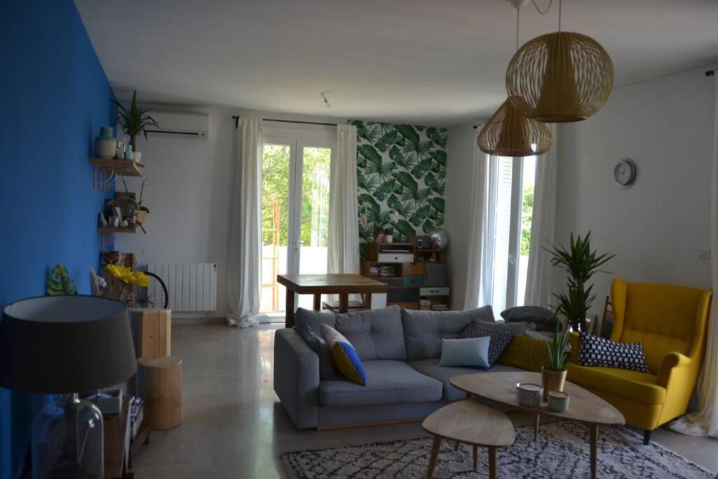 Appartement Lumineux Et Calme Avec Terrasse Avignon Exterior foto